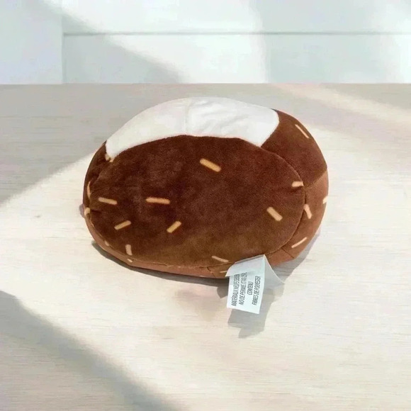 Hila the Hedgehog Squishmallow - Picture 6 of 6